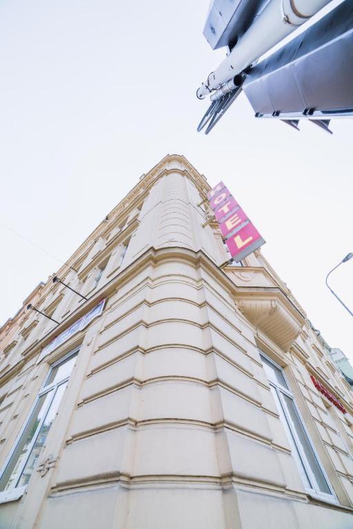 Hotel Adria Κάρλοβι Βάρι Εξωτερικό φωτογραφία