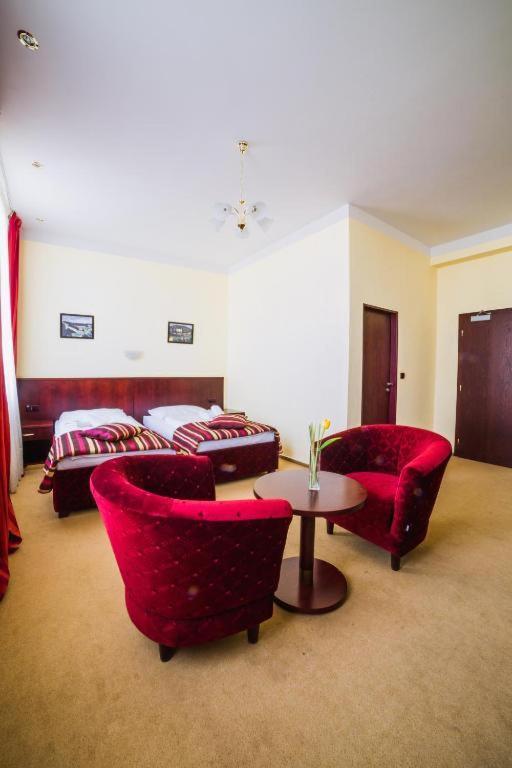 Hotel Adria Κάρλοβι Βάρι Εξωτερικό φωτογραφία