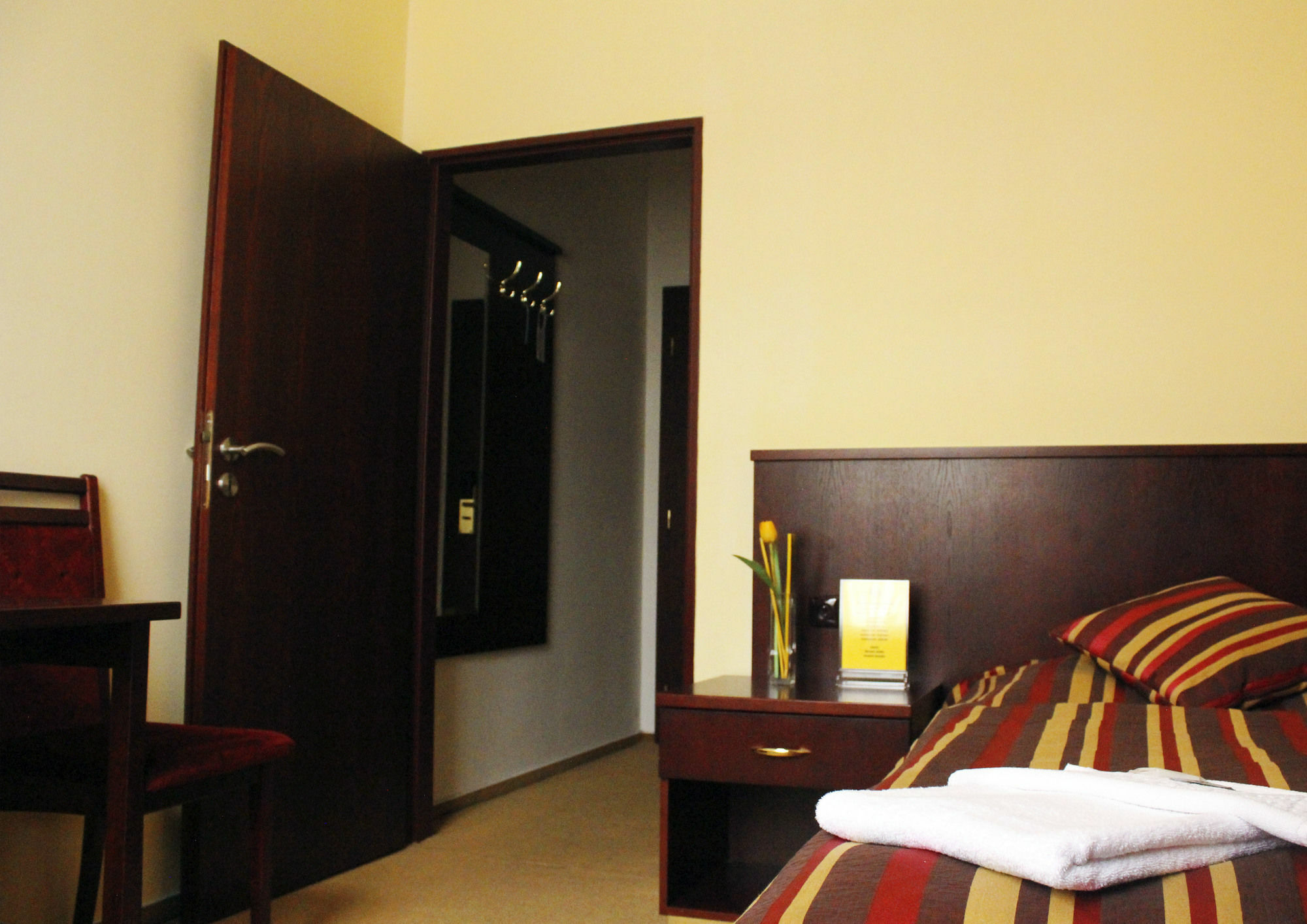 Hotel Adria Κάρλοβι Βάρι Εξωτερικό φωτογραφία